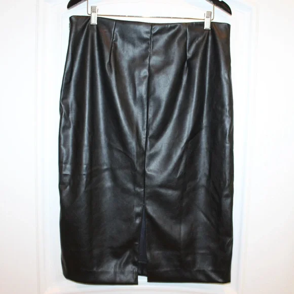 Nine West faux leather skirt (women’s L) (NWT) - Picture 4 of 11